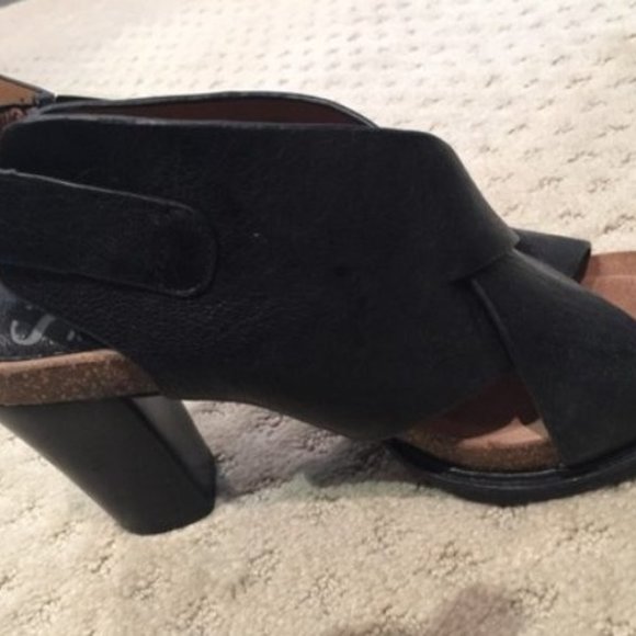 Sofft sandal heels 6 1/2 - brand new, never worn. - Picture 3 of 4